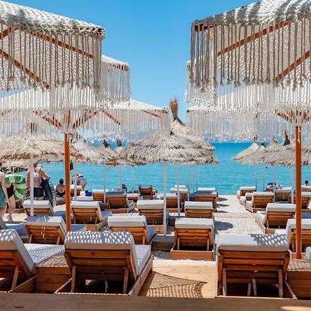 Hotel Era 2 Sarandë